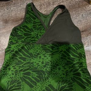 Lululemon green built in bra tank